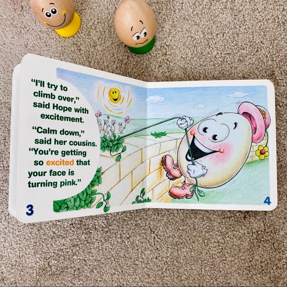 HAPE • Eggspressions Wooden Learning Toy + Book - Picture 13 of 14